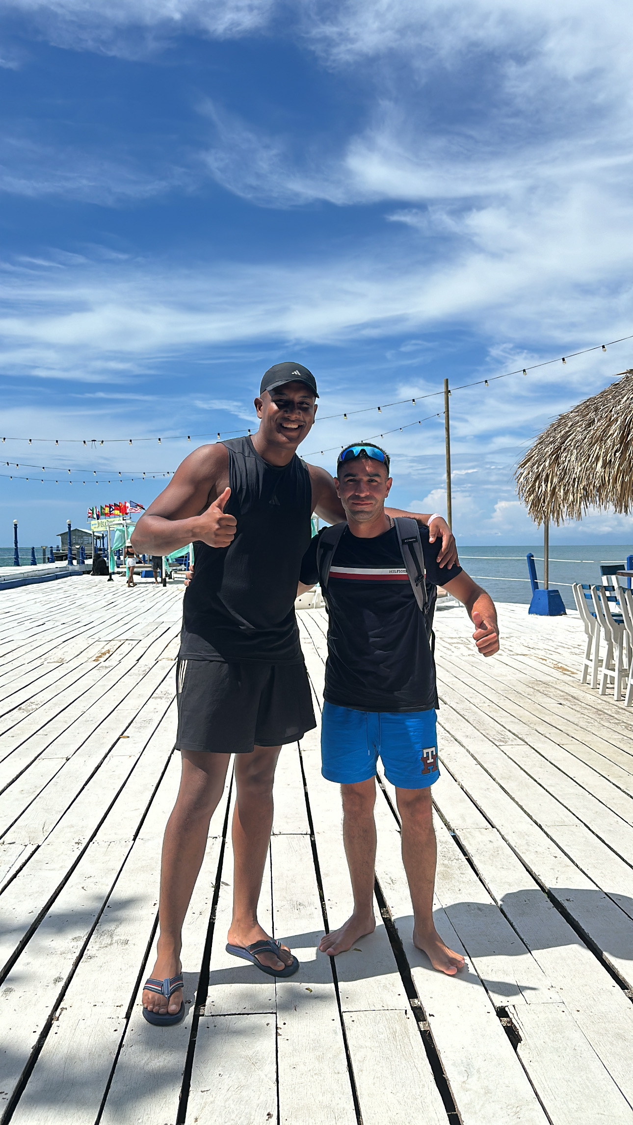 Visitantes disfrutando su experiencia en Cartagena